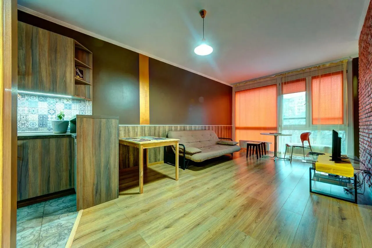 Apartment On The Street. Zlatoustovskaya, 34 Kiev 0*, Kyiv