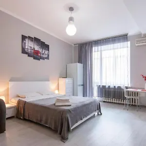 Апартаменты Home-hotel On Maidan Nezalezhnosti Square, Киев